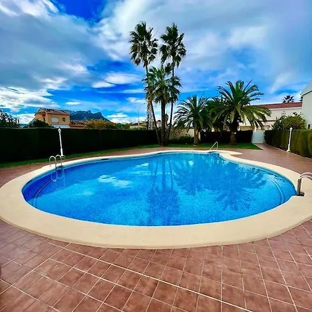 Adosado De 3 Els Poblets アパート デニア