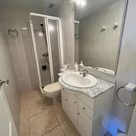 Adosado De 3 Els Poblets アパート